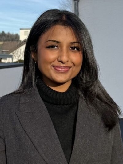 Foto Mamitha Sivakumar